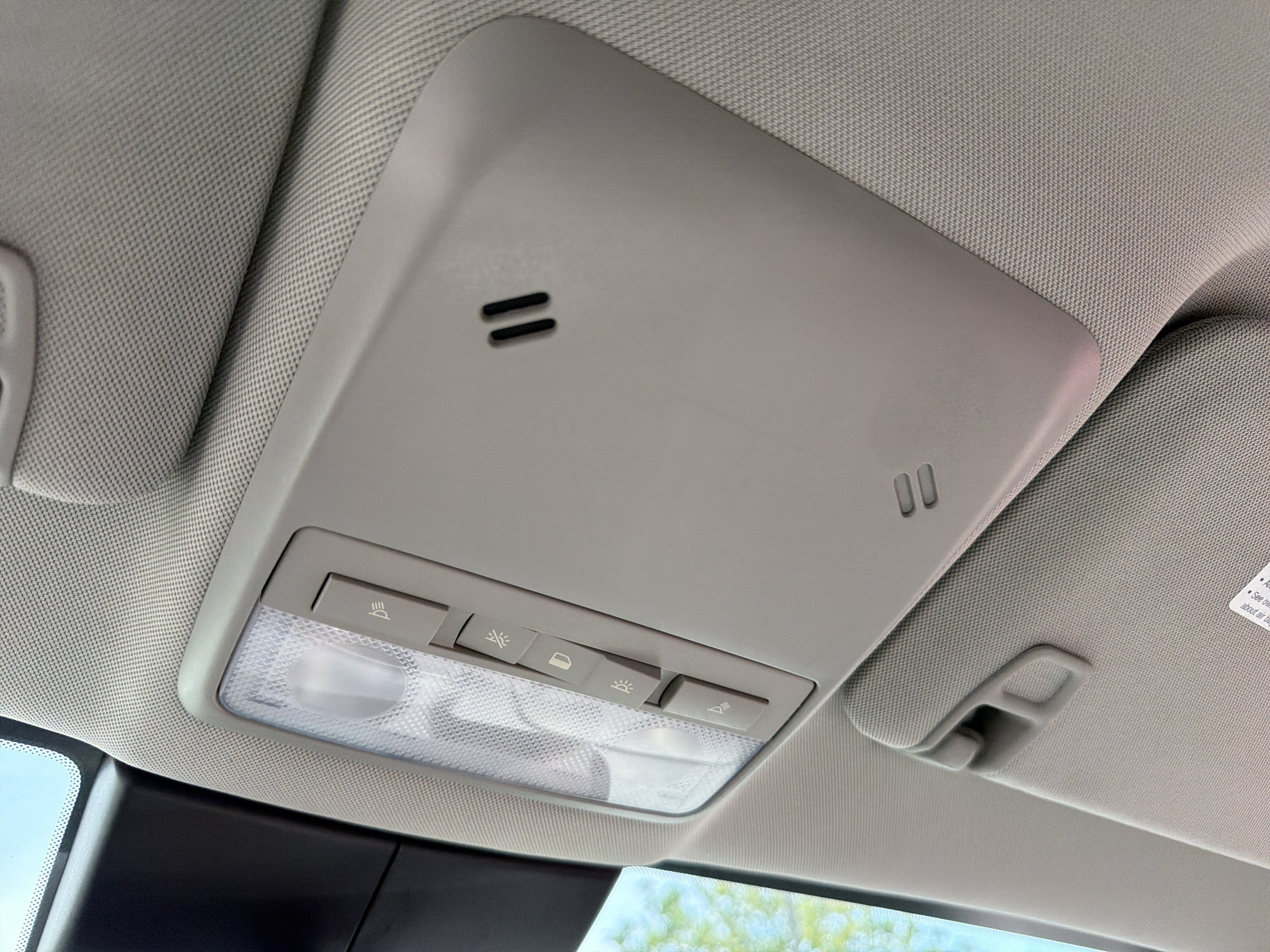 Used 2016 Buick Encore Convenience FWD image 20