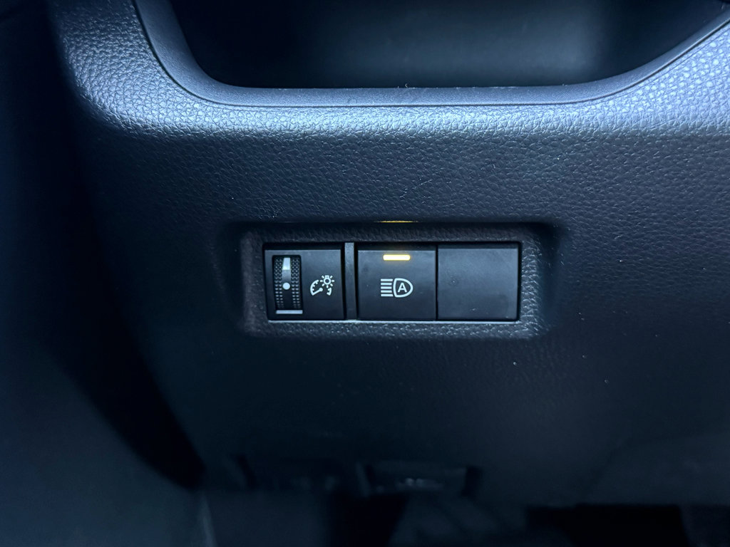 Used 2023 Toyota RAV4 LE image 32