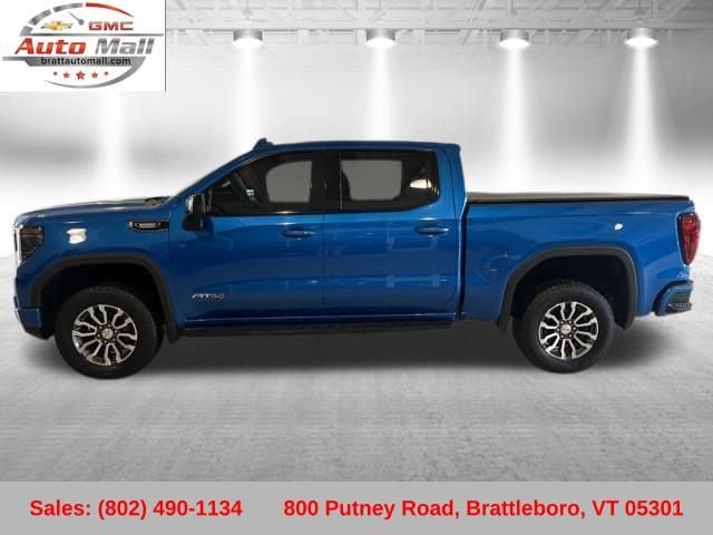 Used 2022 GMC Sierra 1500 AT4 w/ AT4 Preferred Package AWD/4WD image 2