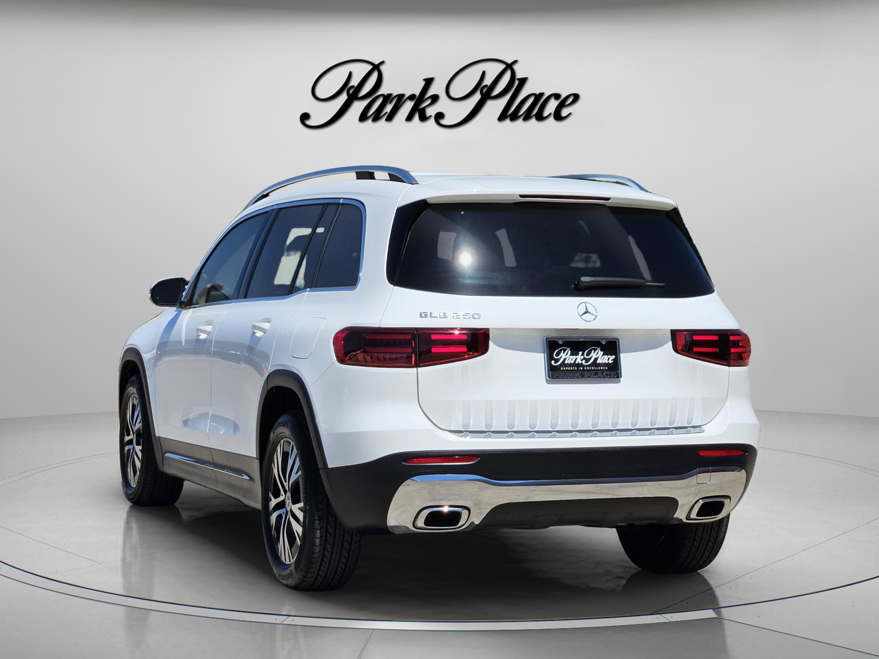 Certified 2026 Mercedes-Benz GLB 250 image 4