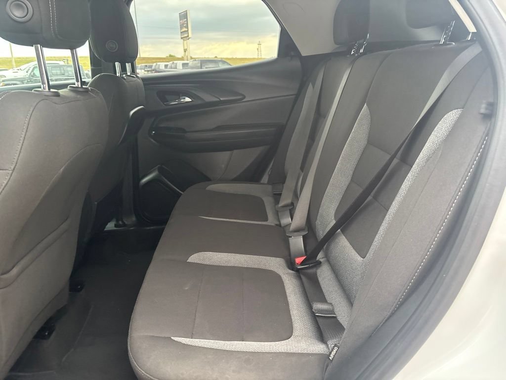 Used 2024 Chevrolet TrailBlazer LT w/ Driver Confidence Package FWD image 8