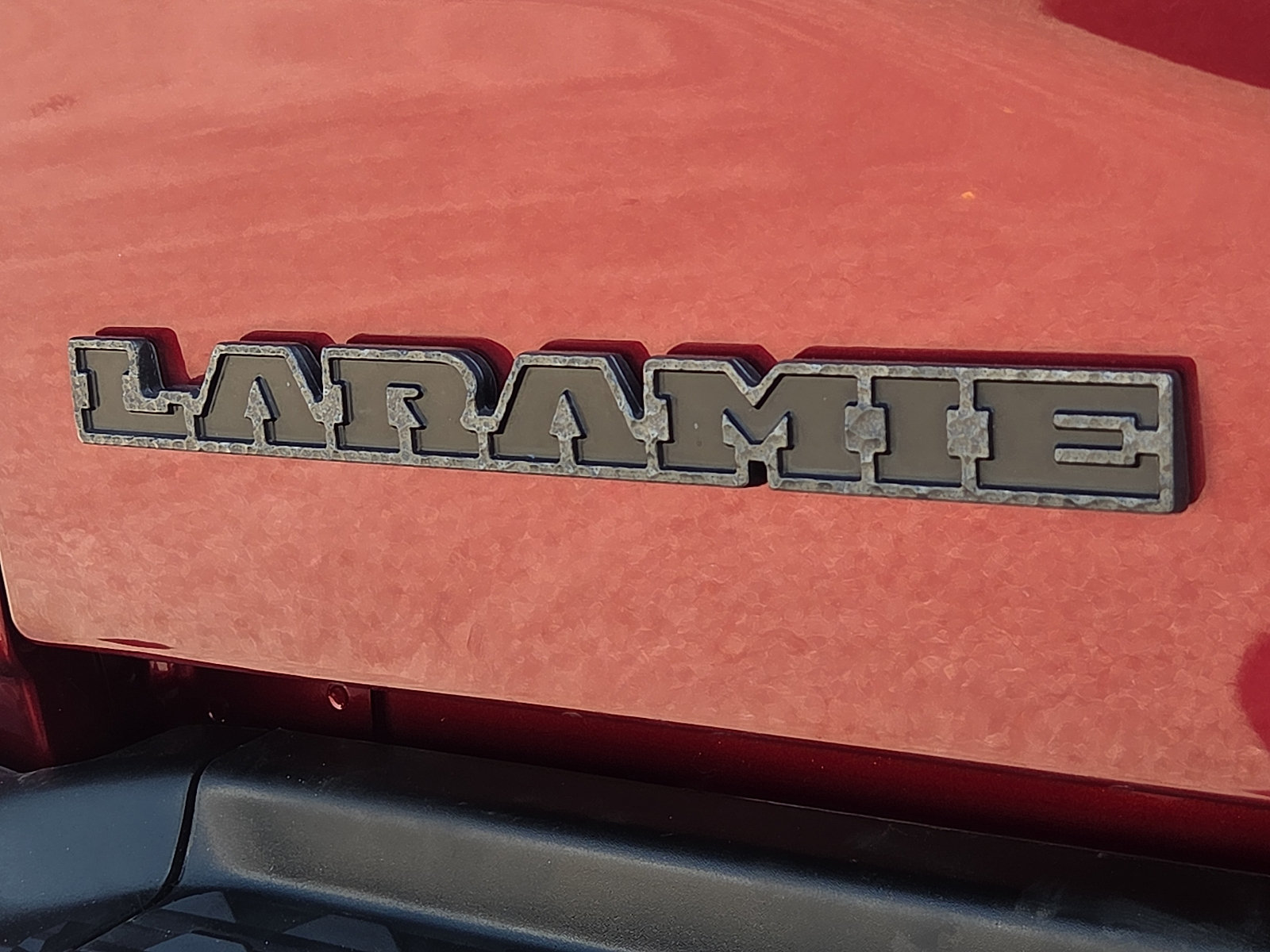 Used 2020 RAM 2500 Laramie w/ Night Edition AWD/4WD image 8