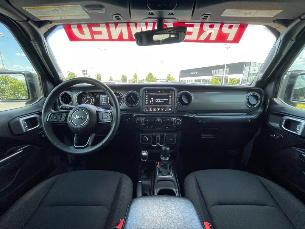 Used 2023 Jeep Gladiator Sport AWD/4WD image 28