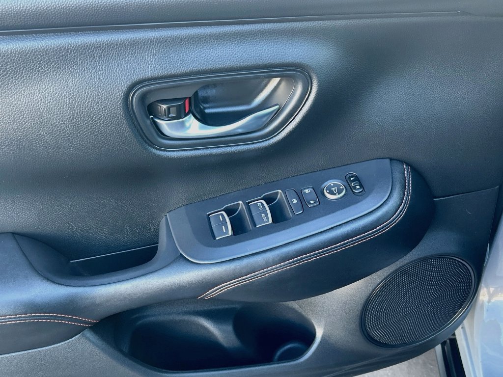 Certified 2025 Honda HR-V Sport image 17
