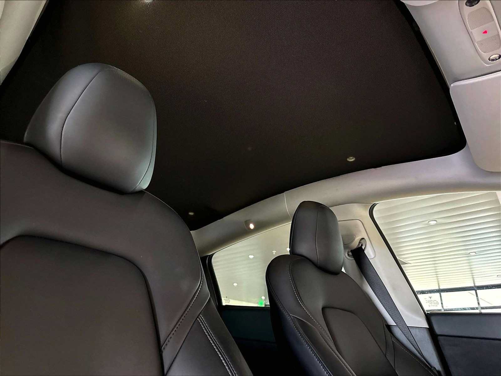 Used 2022 Tesla Model Y Performance AWD/4WD image 26