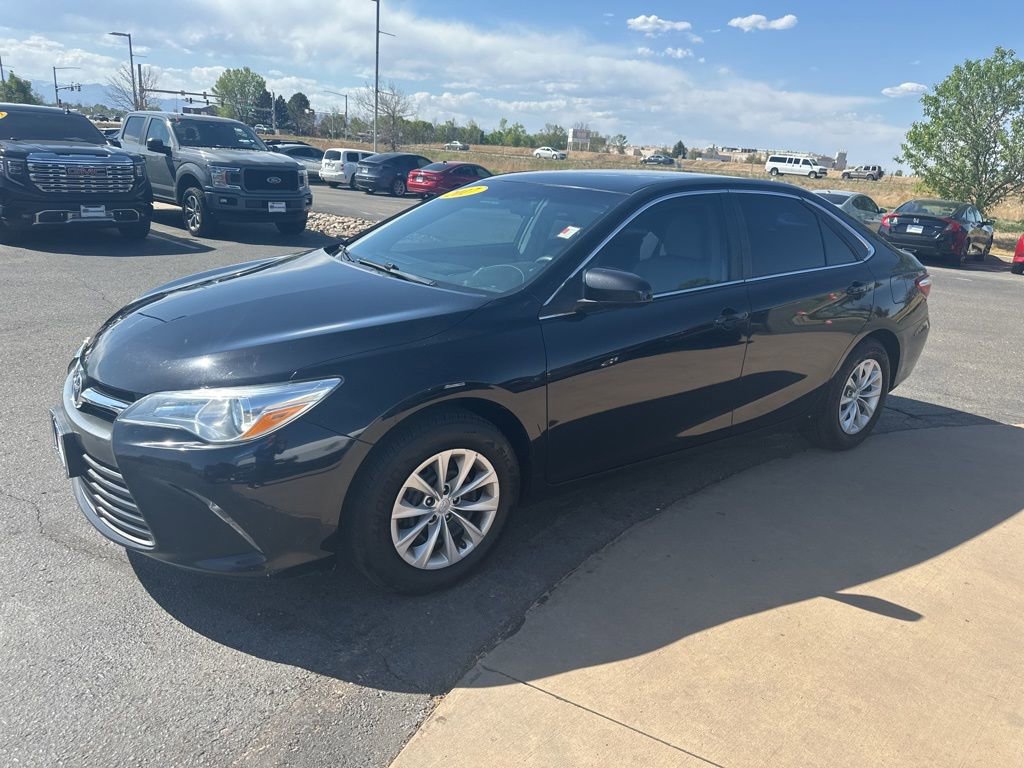 Used 2017 Toyota Camry SE FWD image 28
