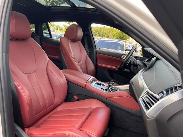 Used 2022 BMW X6 xDrive40i w/ M Sport Package AWD/4WD image 34