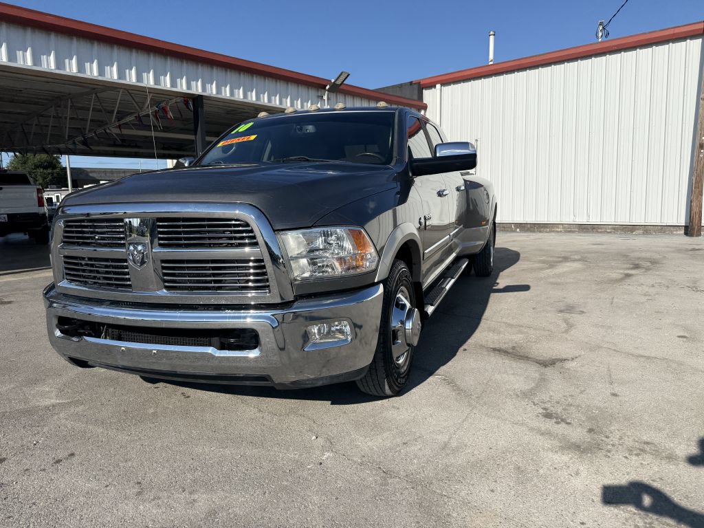 Used 2010 Dodge Ram 3500 Truck Laramie w/ Chrome Accents Group RWD image 4
