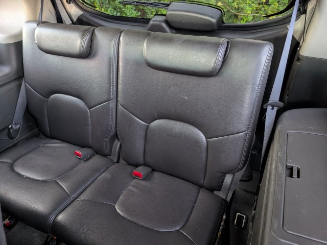 Used 2011 Nissan Pathfinder SV AWD/4WD image 11