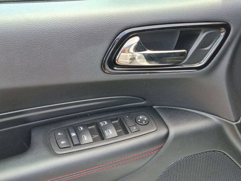 Used 2025 Dodge Durango GT AWD/4WD image 13