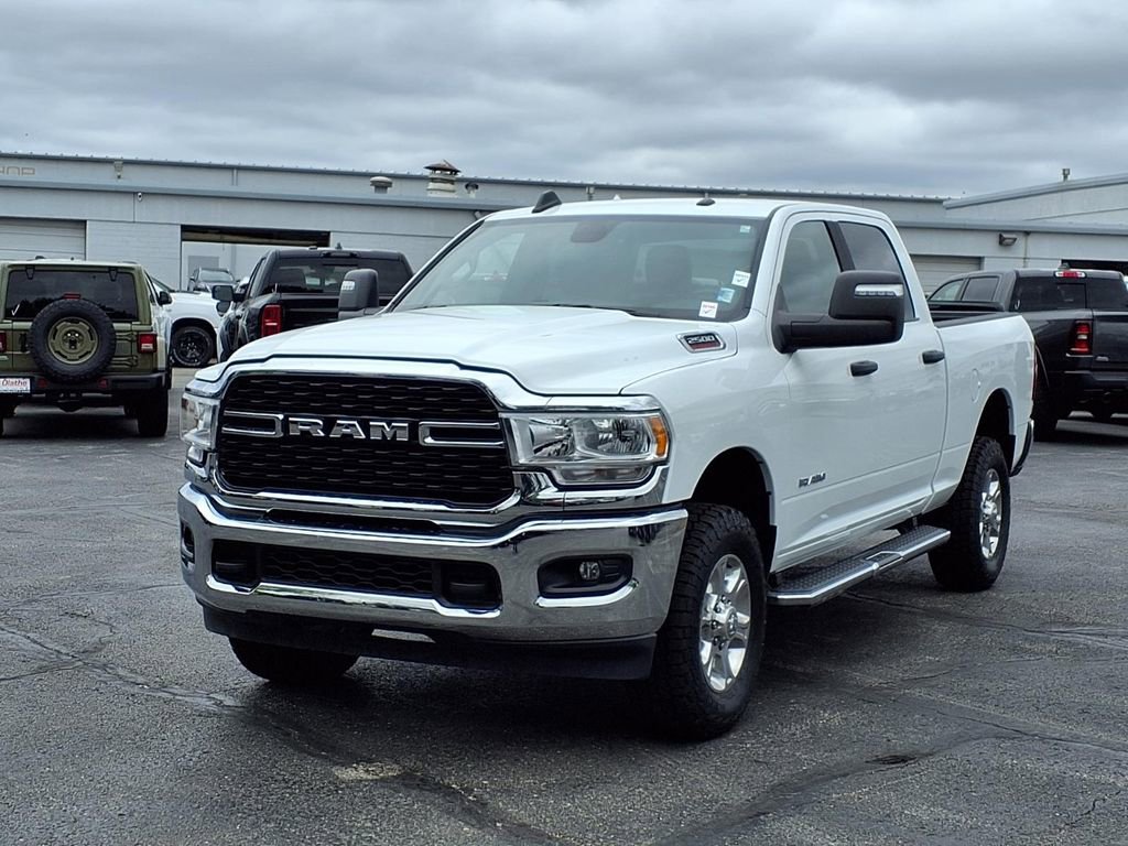 Used 2024 RAM 2500 Big Horn AWD/4WD image 2
