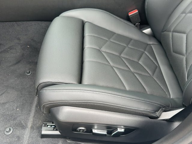 New 2026 BMW 530i w/ Premium Package RWD image 41