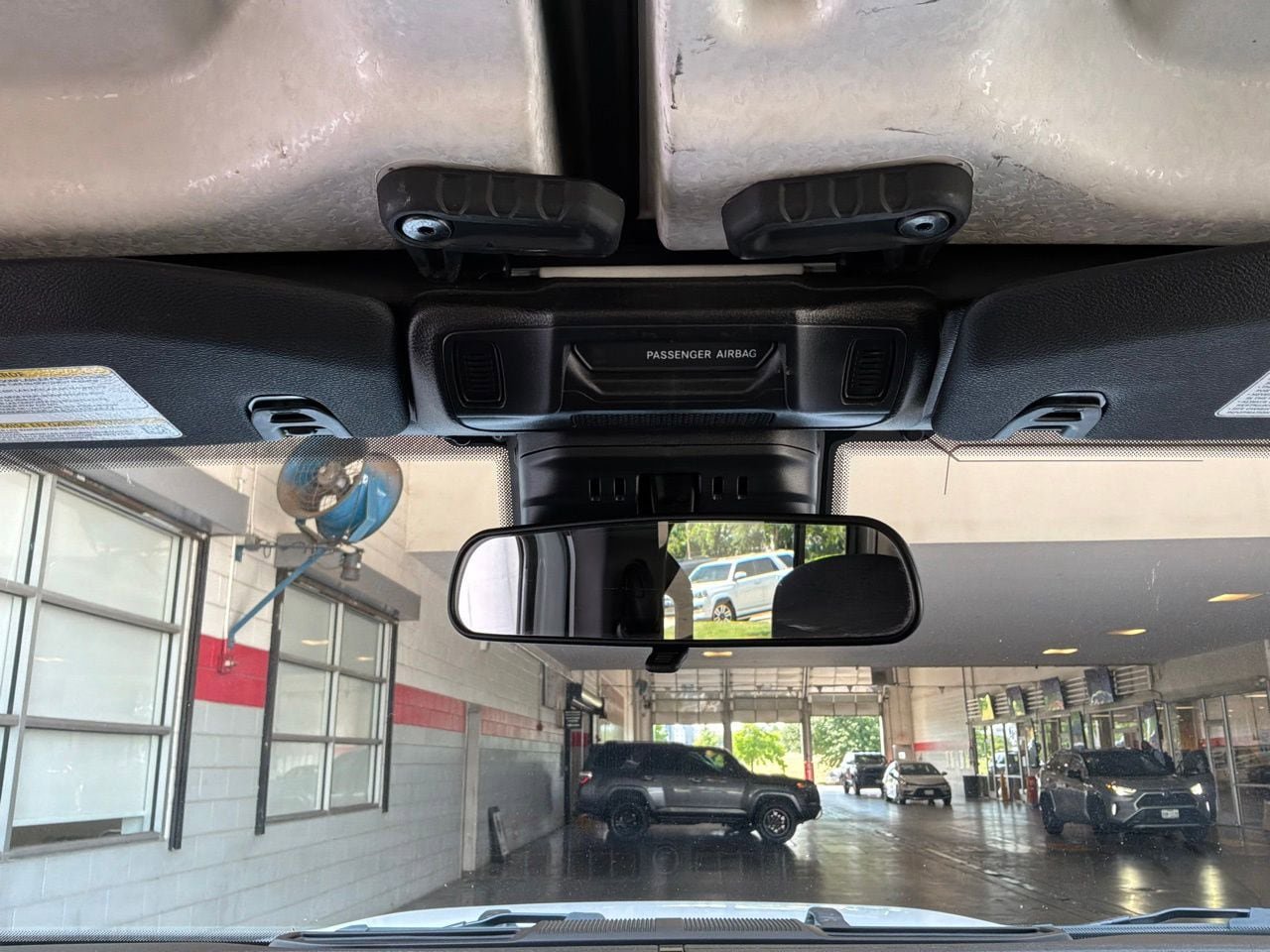 Used 2025 Jeep Wrangler Unlimited Sport AWD/4WD image 15