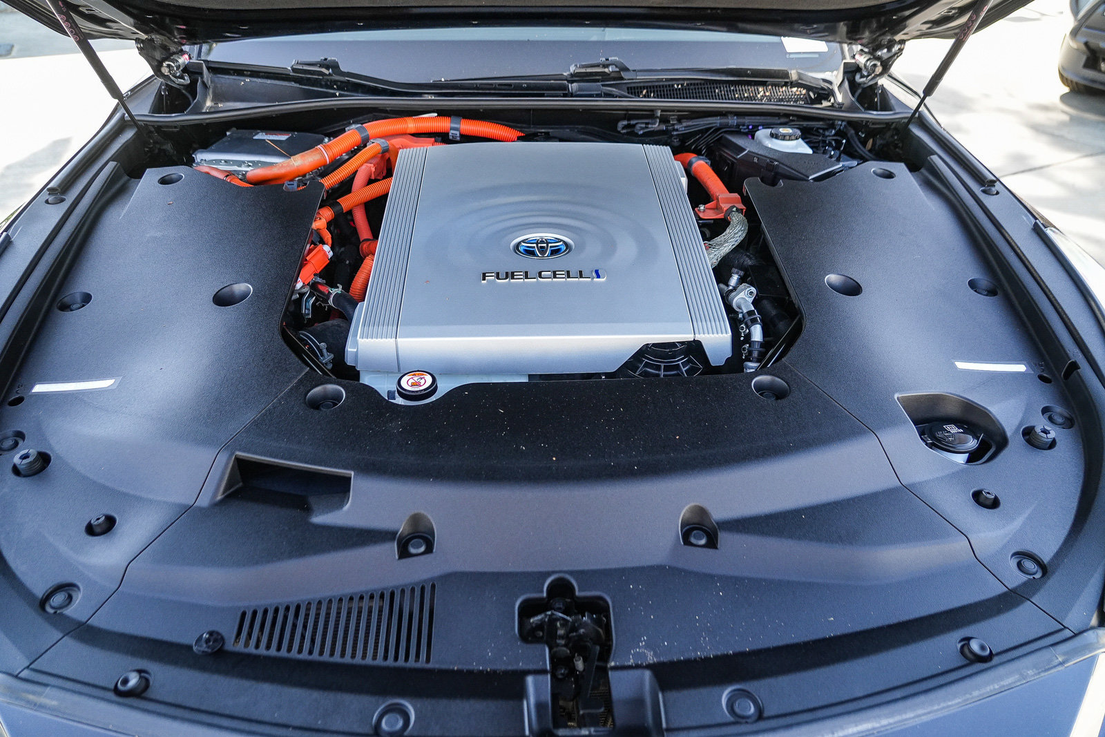 Certified 2022 Toyota Mirai w/ Advanced Technology Package RWD image 27