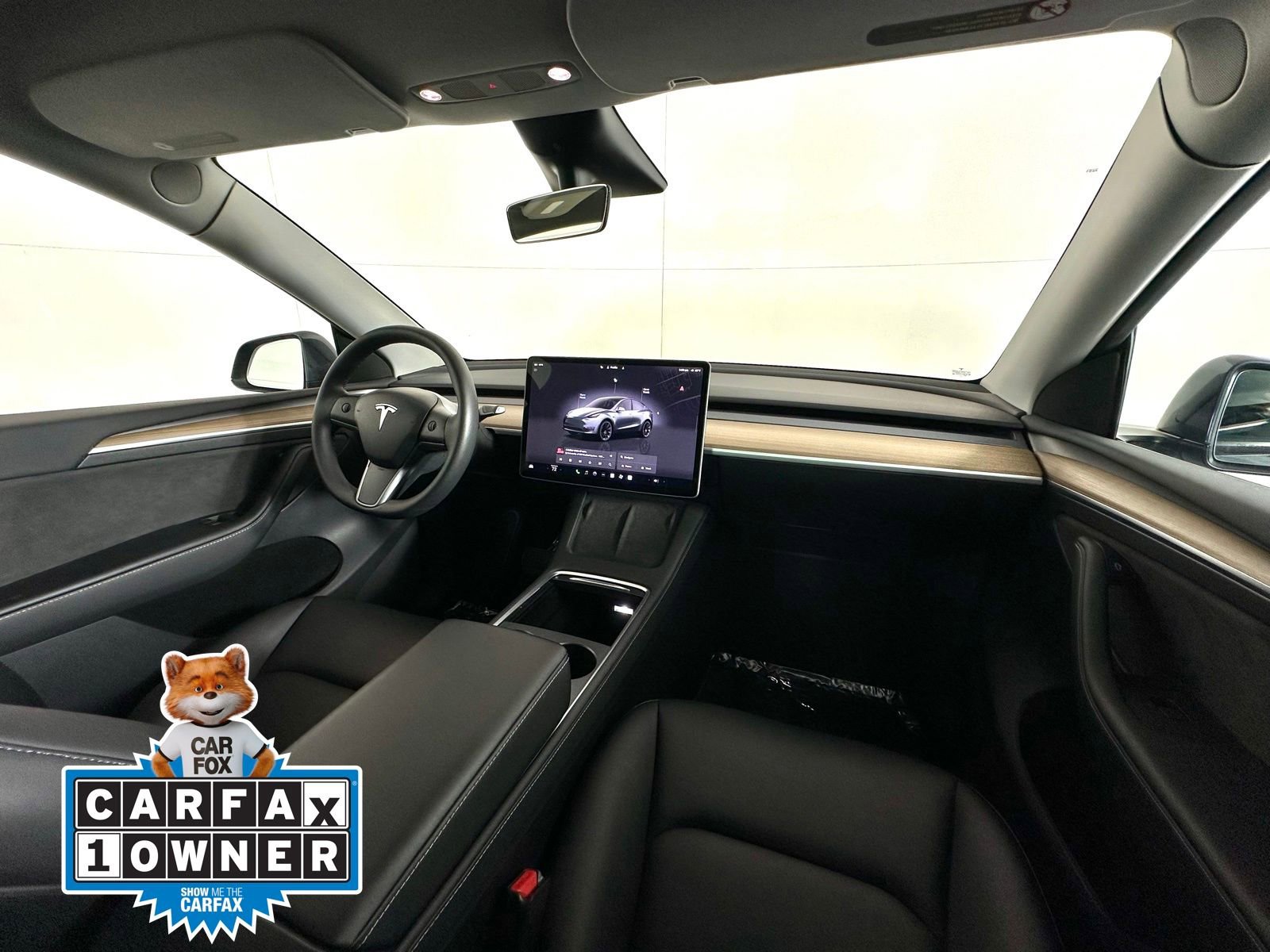 Used 2023 Tesla Model Y Long Range image 2