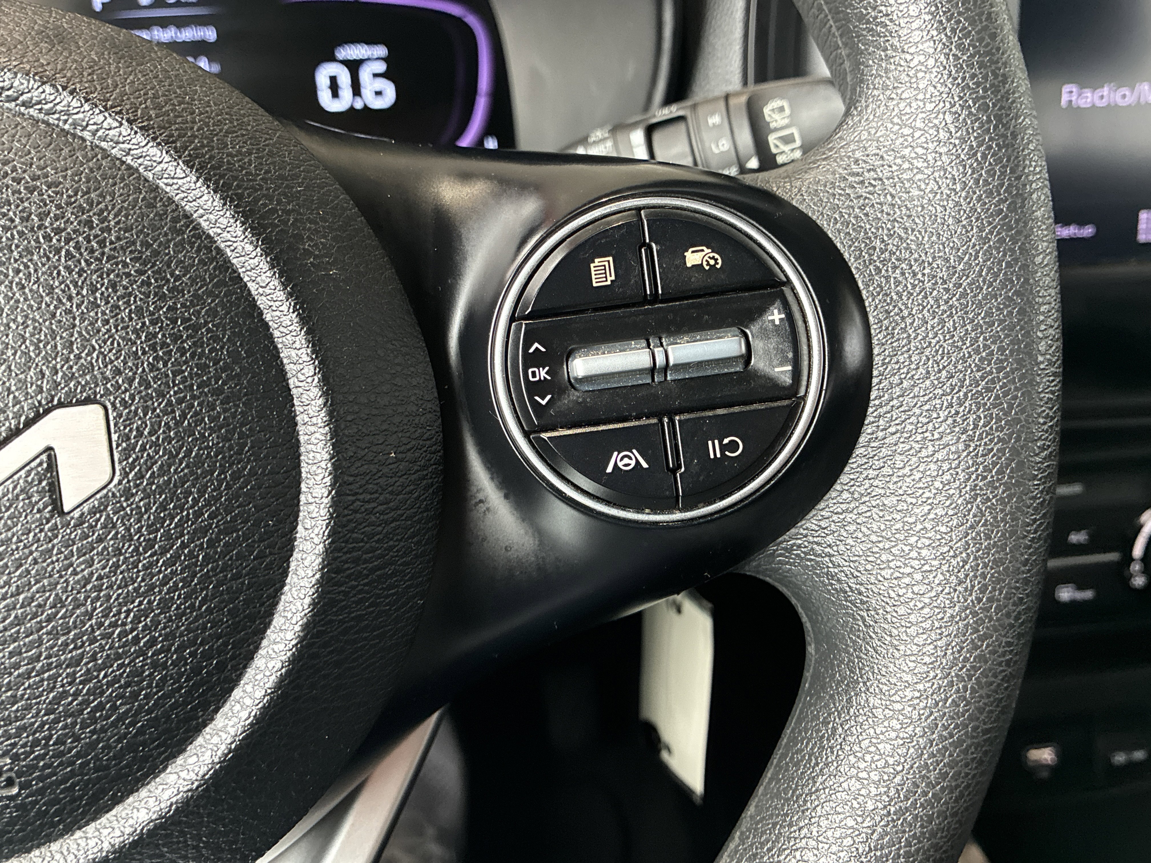 Used 2023 Kia Soul LX w/ LX Technology Package image 26