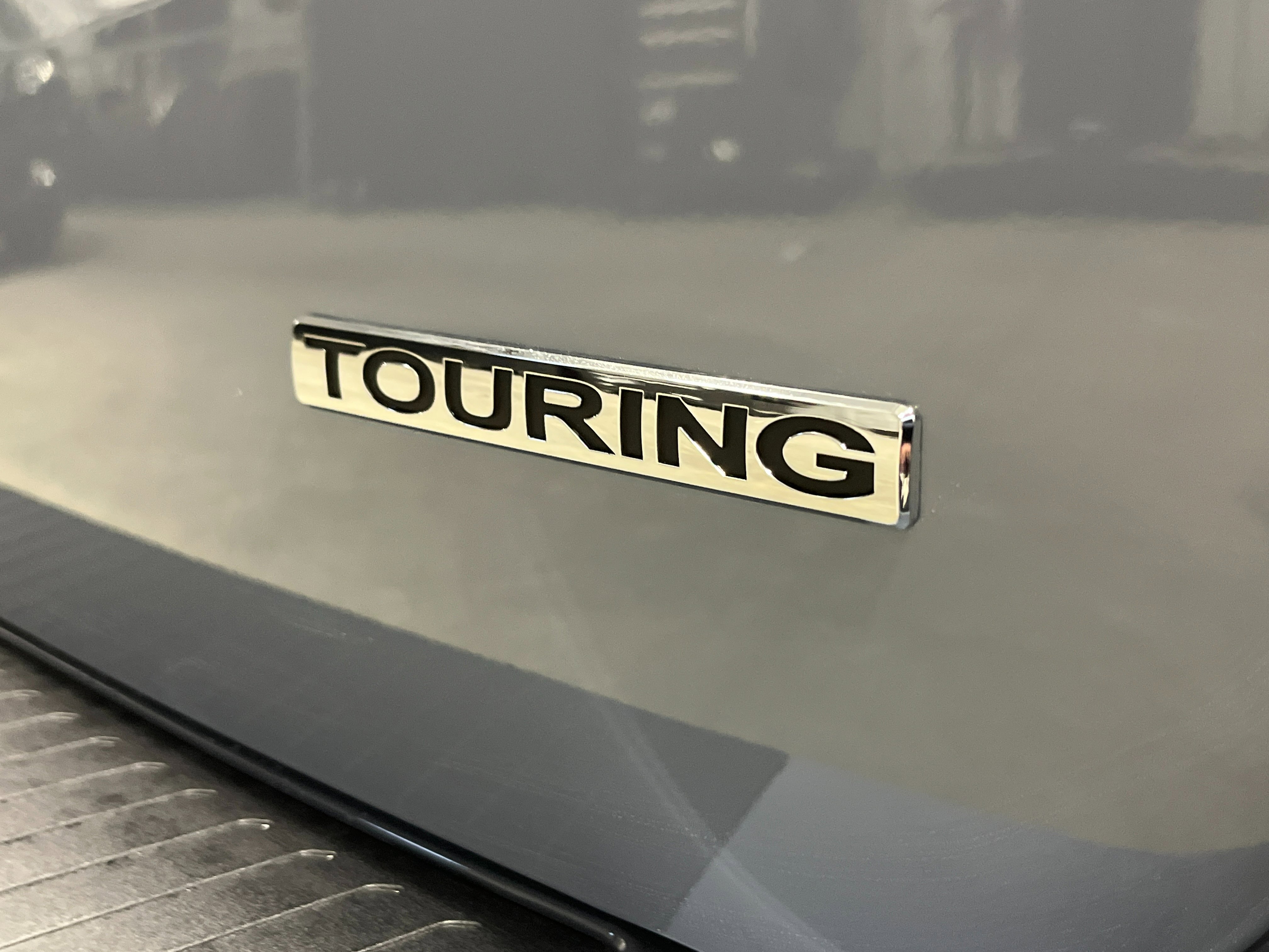 New 2026 Honda Odyssey Touring image 7