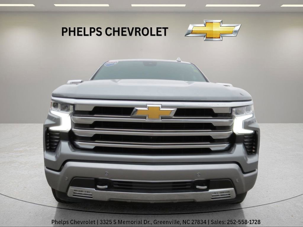 Certified 2024 Chevrolet Silverado 1500 High Country w/ High Country Premium Package AWD/4WD image 4