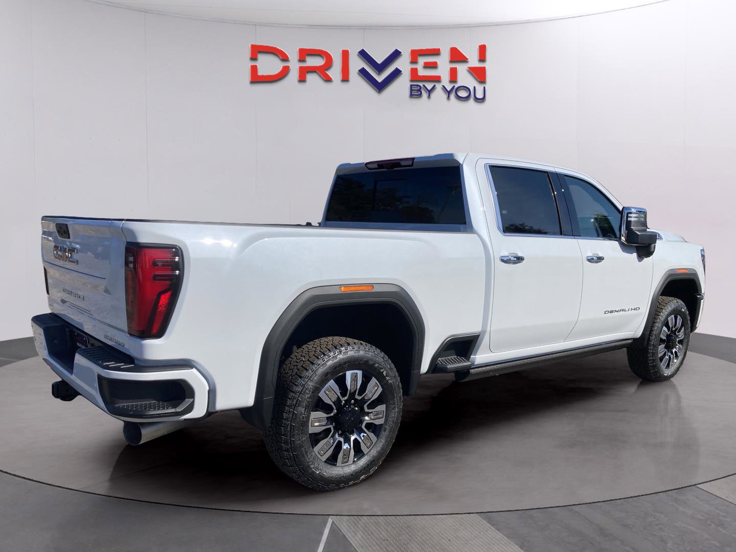 New 2026 GMC Sierra 2500 Denali w/ Denali Reserve Package AWD/4WD image 7