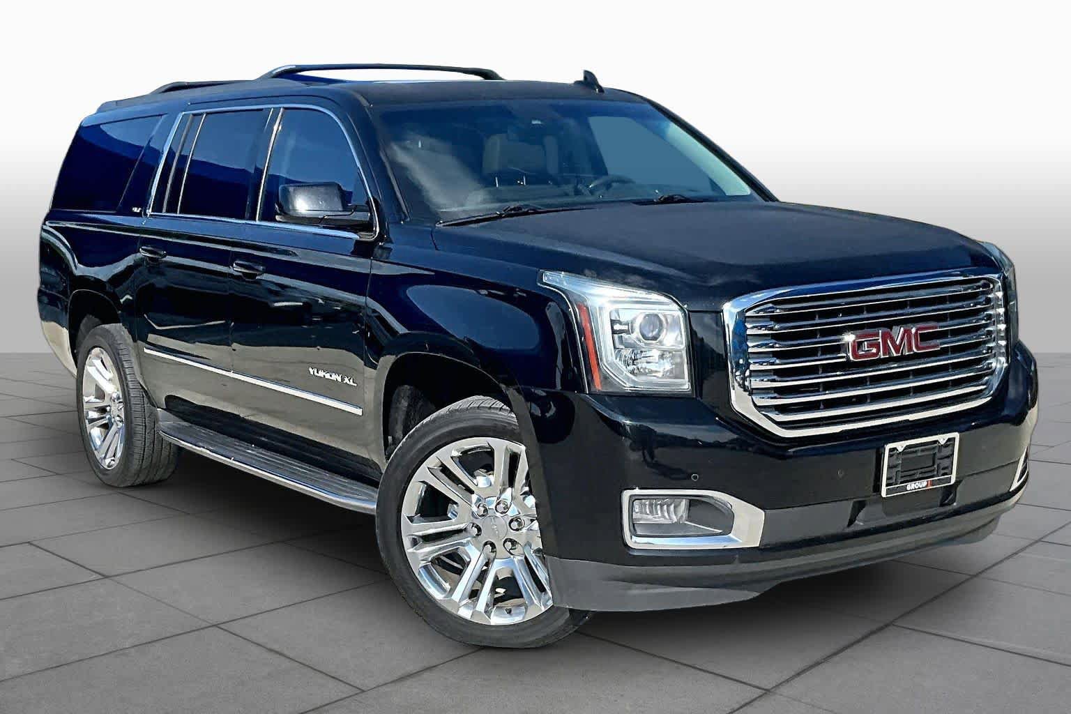 Used 2017 GMC Yukon XL SLT w/ Premium Edition RWD image 3