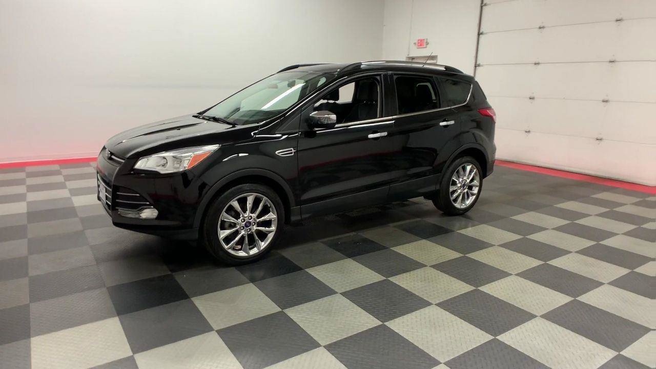Used 2016 Ford Escape SE w/ SE Chrome Package AWD/4WD image 4