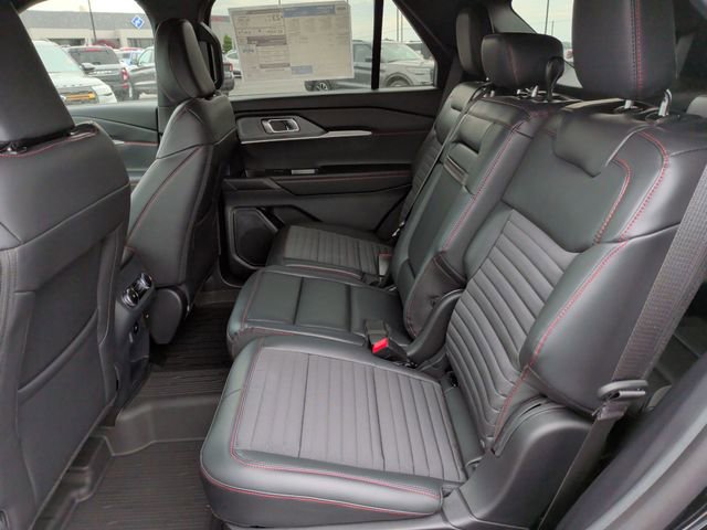 New 2026 Ford Explorer ST-Line w/ ST-Line Street Pack image 6