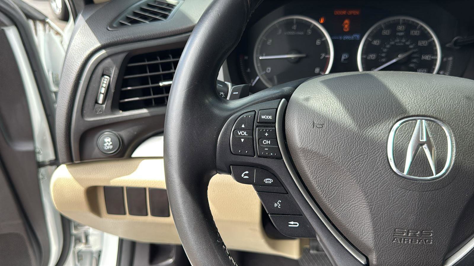 Used 2017 Acura ILX FWD image 13