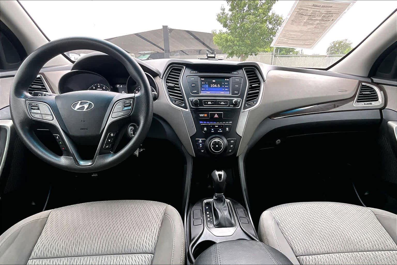 Used 2017 Hyundai Santa Fe Sport FWD image 15