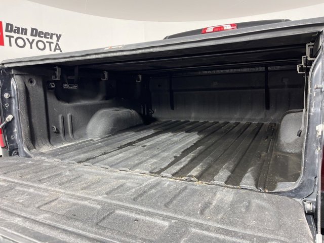 Used 2015 GMC Sierra 1500 SLT w/ SLT Preferred Package image 18