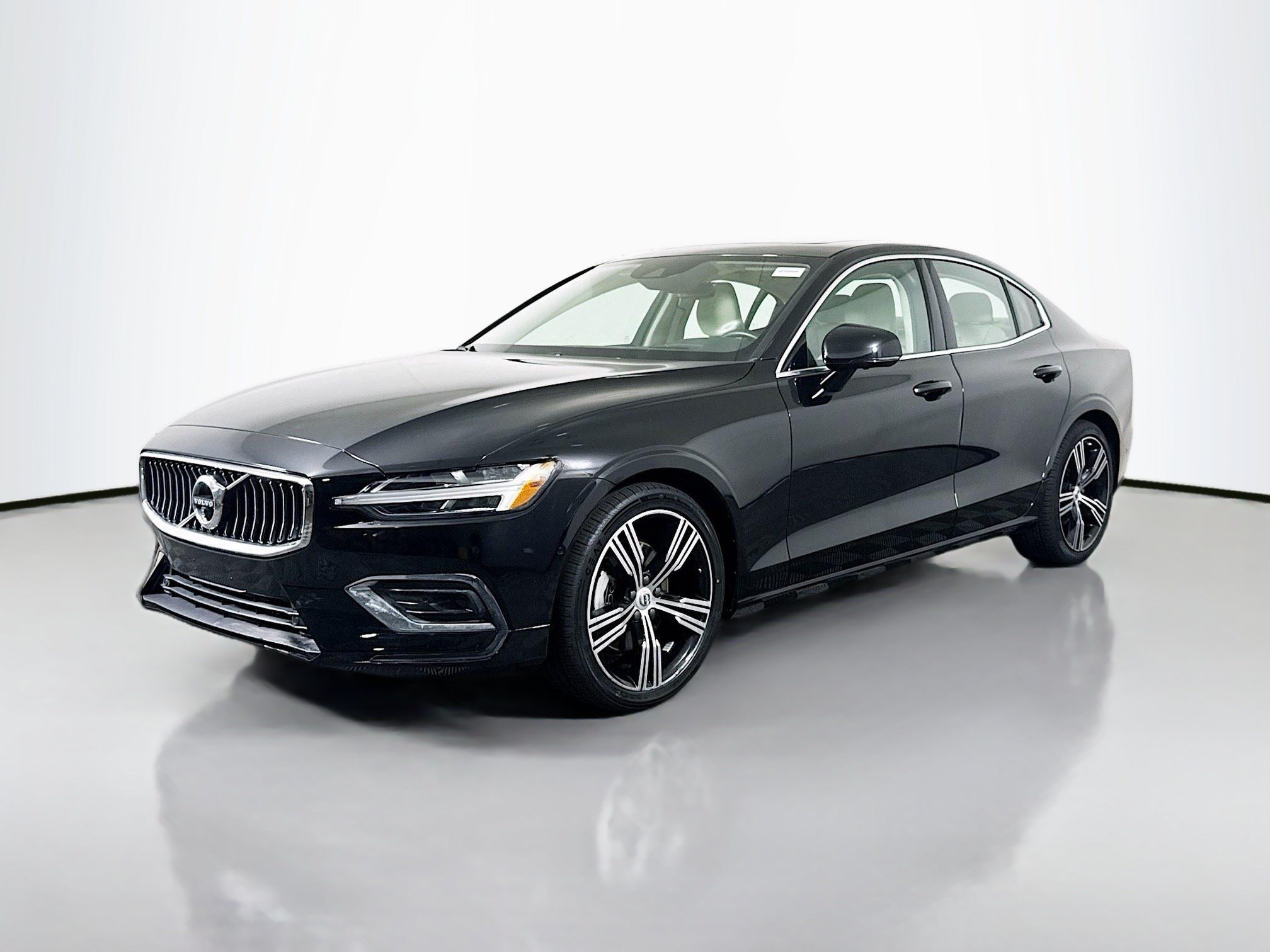 Used 2021 Volvo S60 T5 Inscription AWD/4WD image 4