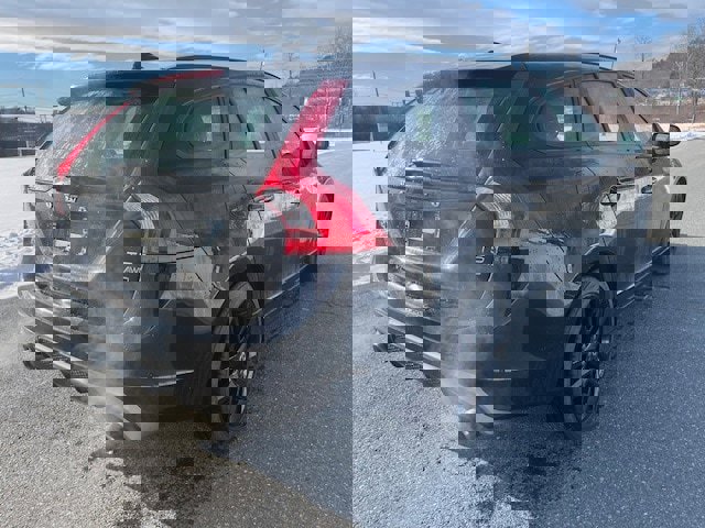 Used 2018 Volvo V60 T5 Dynamic w/ Protection Package image 4