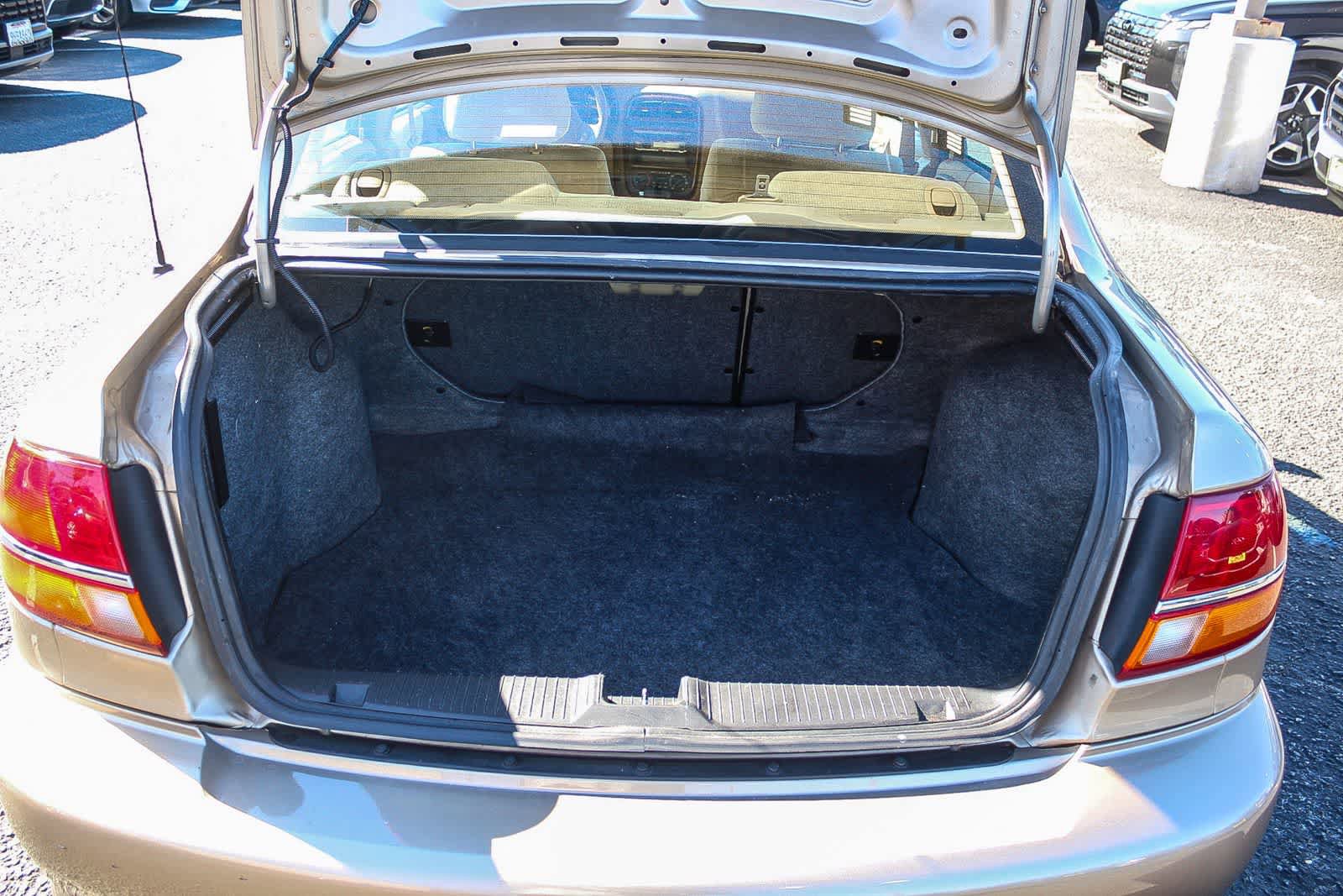 Used 2001 Saturn L-Series L200 FWD image 33