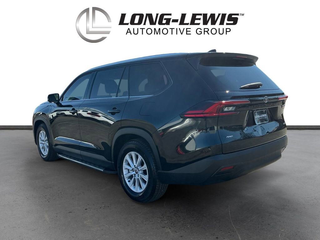 Used 2025 Toyota Grand Highlander AWD image 4
