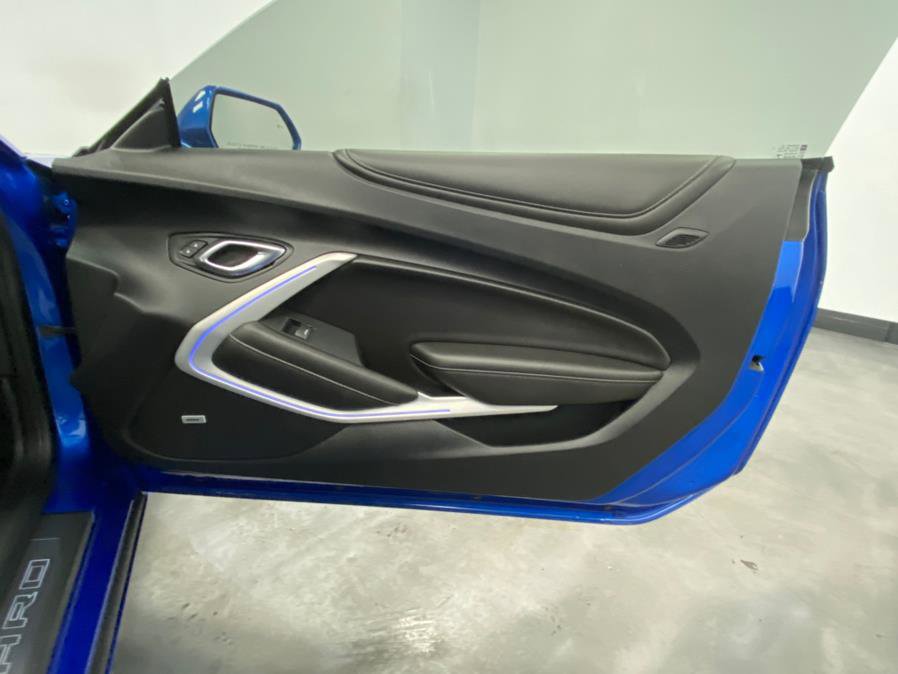 Used 2016 Chevrolet Camaro SS image 39