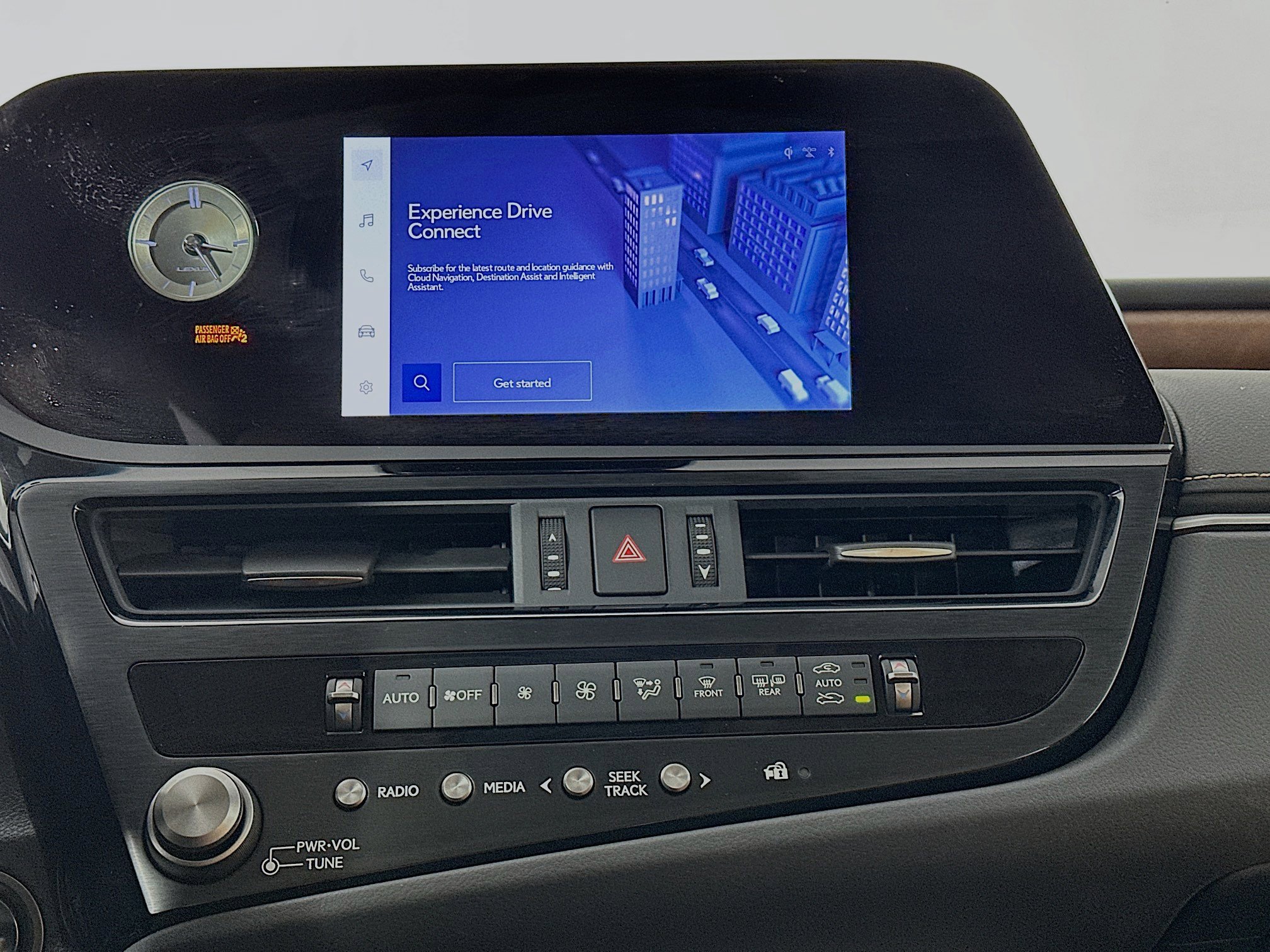 Used 2025 Lexus ES 300h ES 300h w/ Premium Package image 15