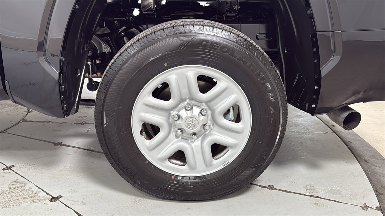 Used 2025 Toyota Tundra SR image 23