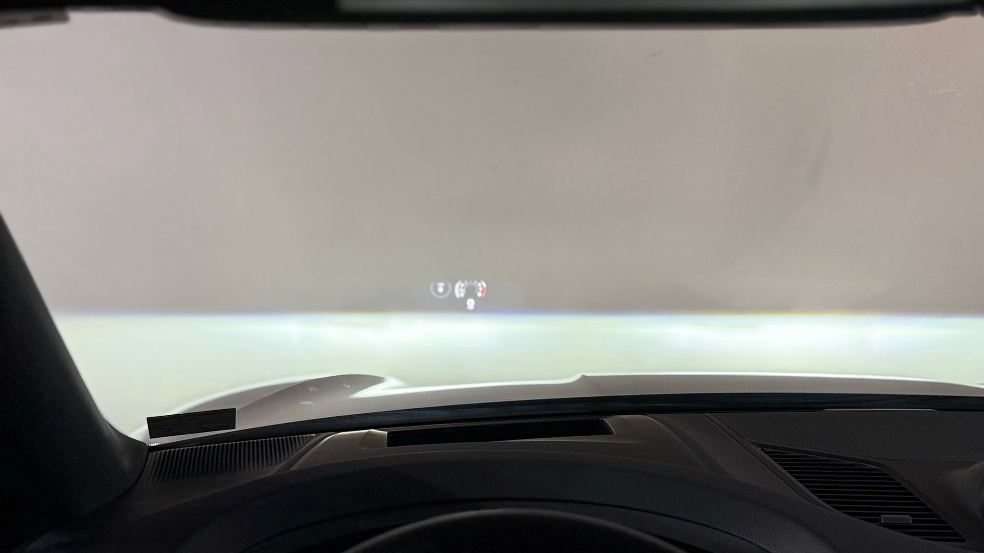Certified 2025 Porsche Cayenne Coupe AWD/4WD image 67
