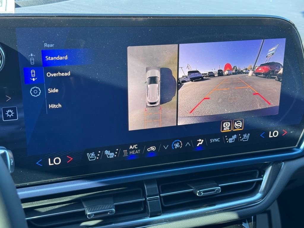 New 2026 Chevrolet Equinox EV LT w/ Convenience Package II image 19