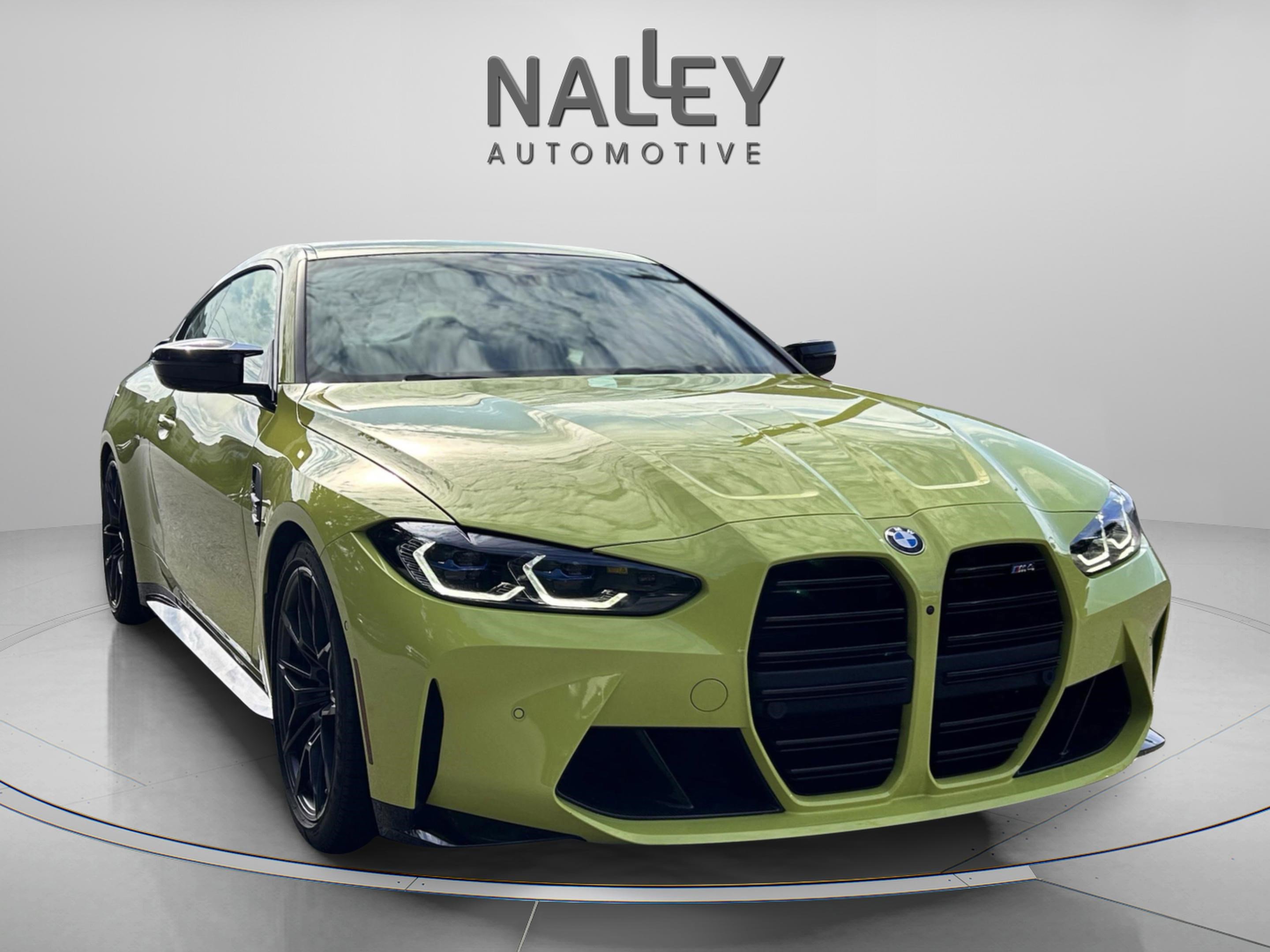 Used 2024 BMW M4 Coupe w/ M Carbon Exterior Package image 5