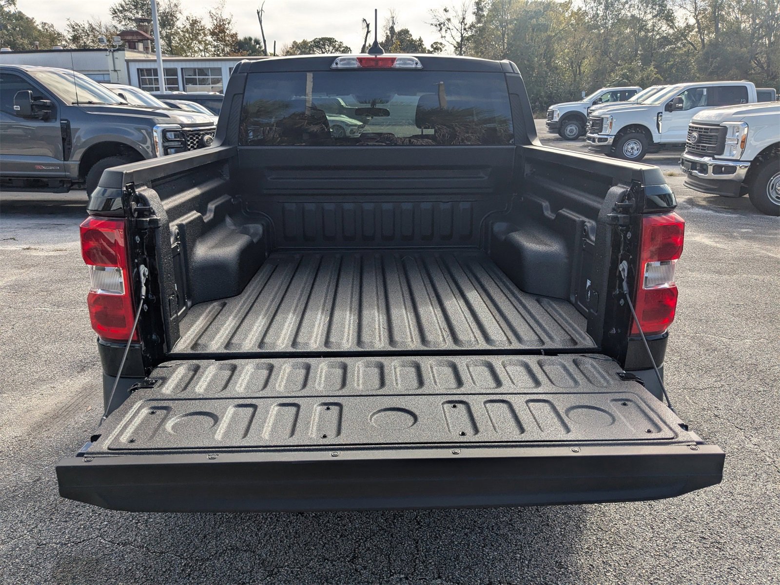 New 2025 Ford Maverick XL w/ Equipment Group 101A image 13