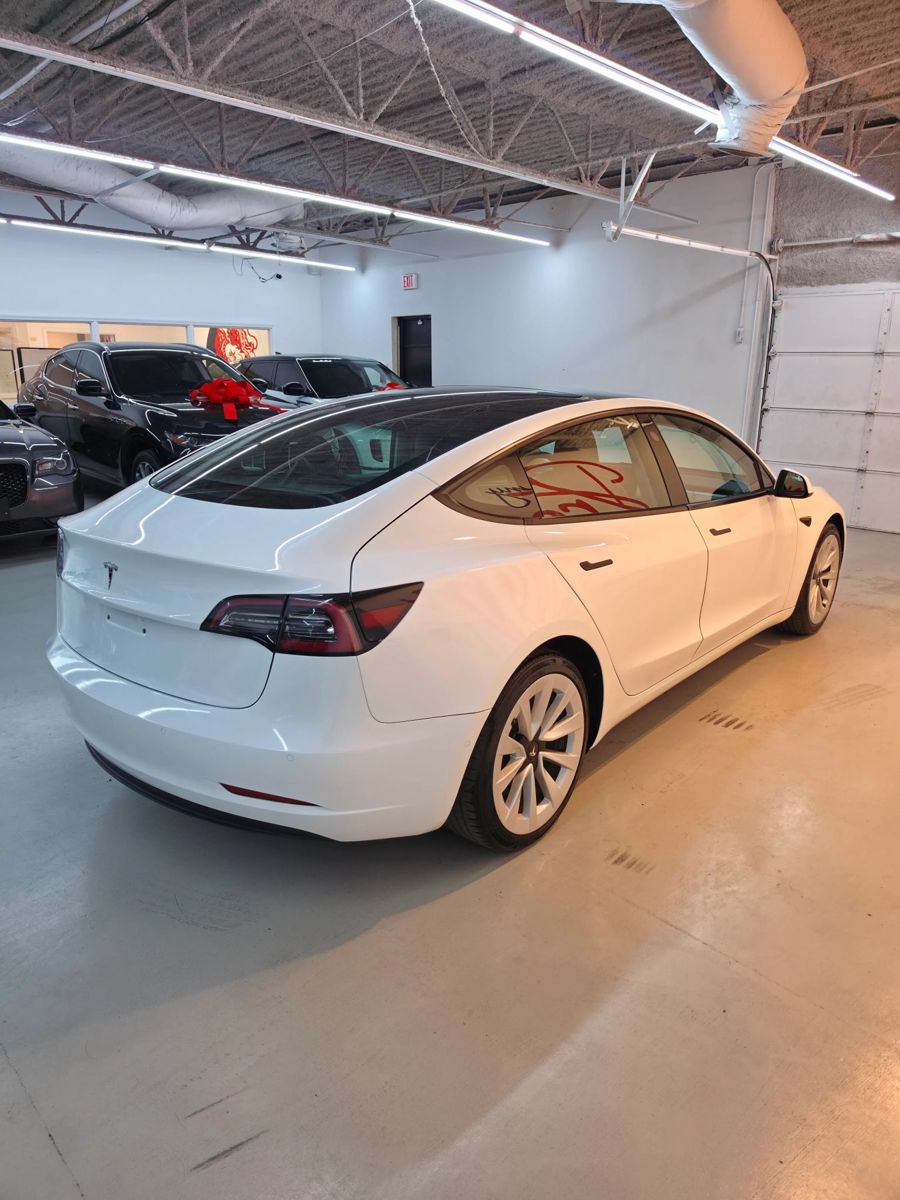 Used 2022 Tesla Model 3 RWD image 6