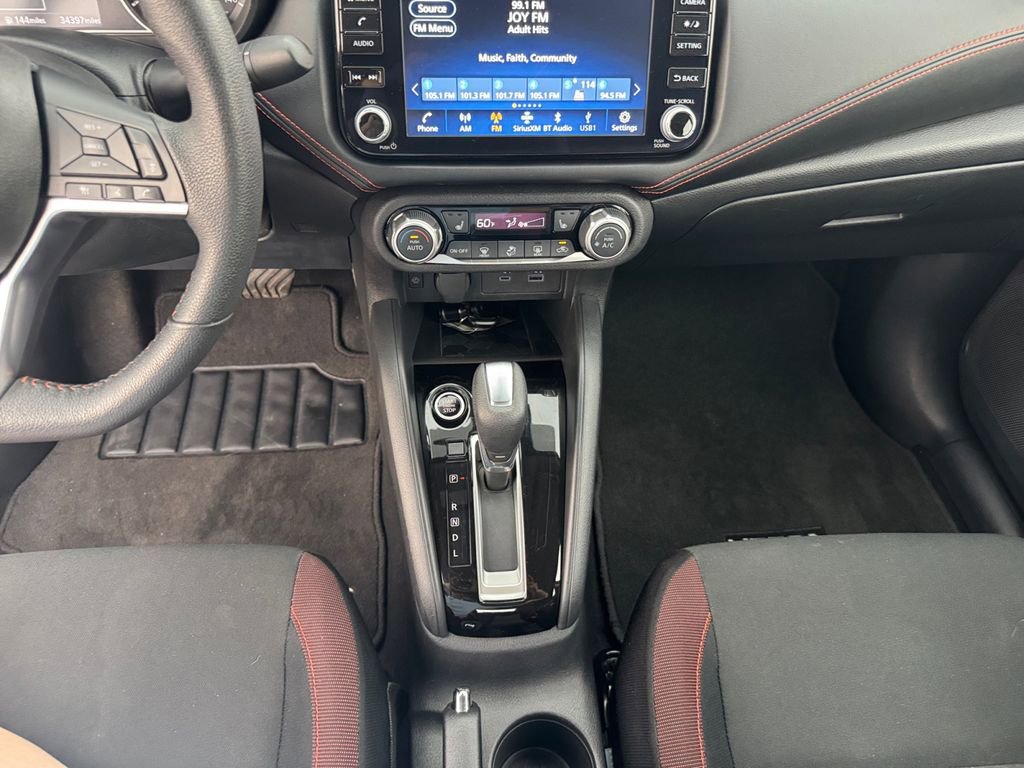Used 2024 Nissan Versa SR w/ Trunk Package image 10