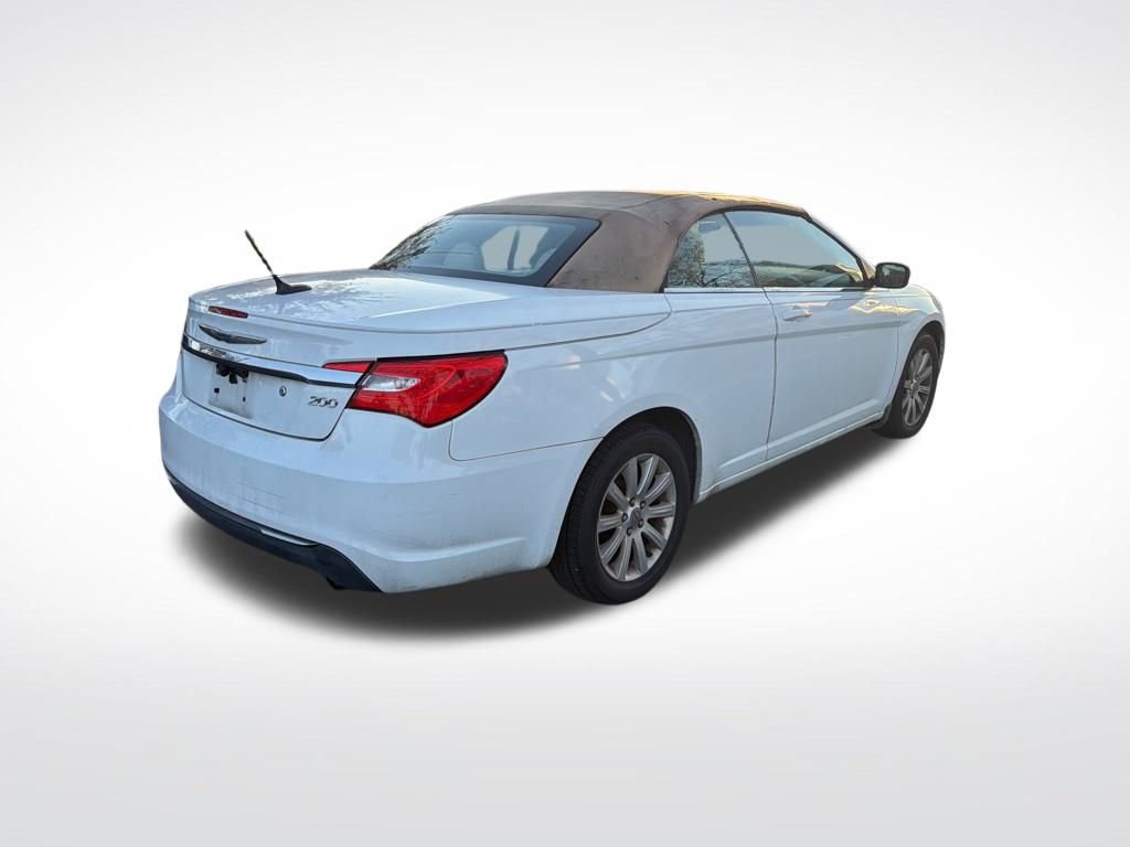 Used 2012 Chrysler 200 Touring image 5