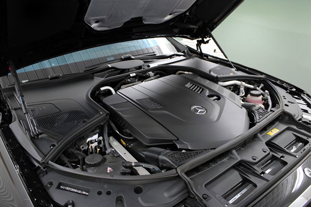 Used 2025 Mercedes-Benz S 580 4MATIC Sedan image 41