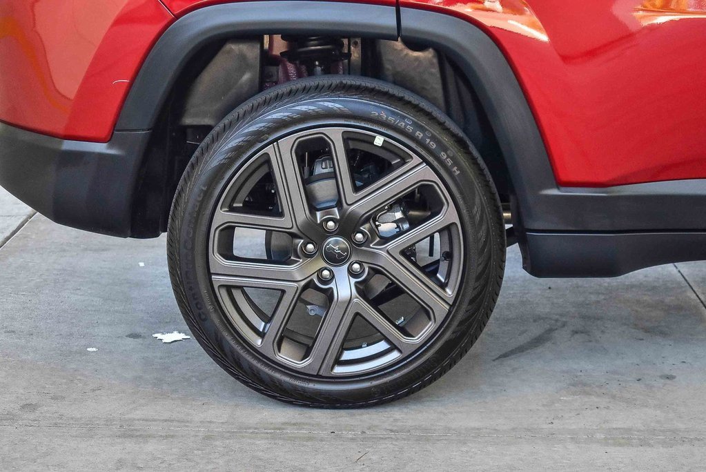 New 2026 Jeep Compass Limited image 12