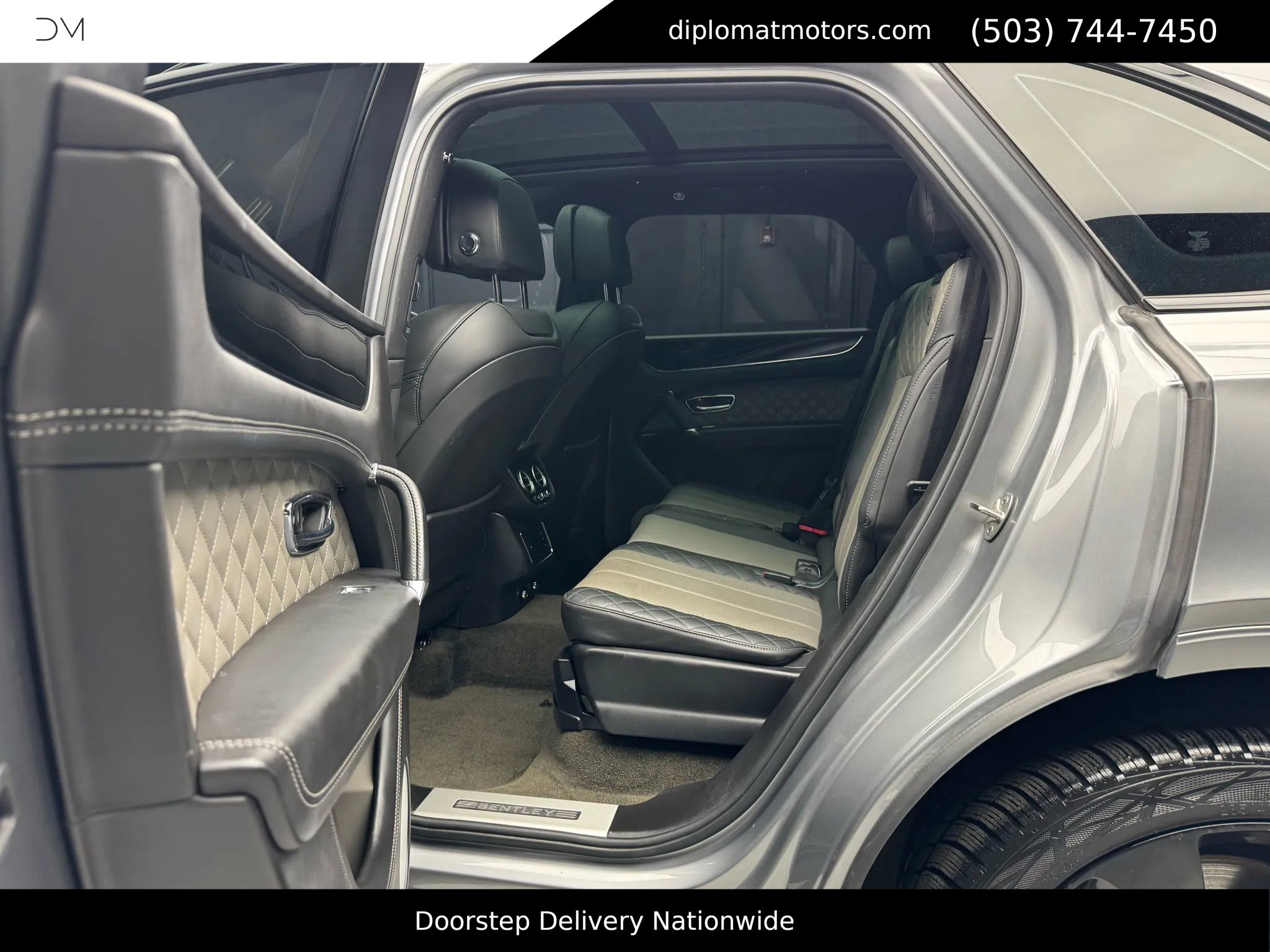 Used 2020 Bentley Bentayga image 21