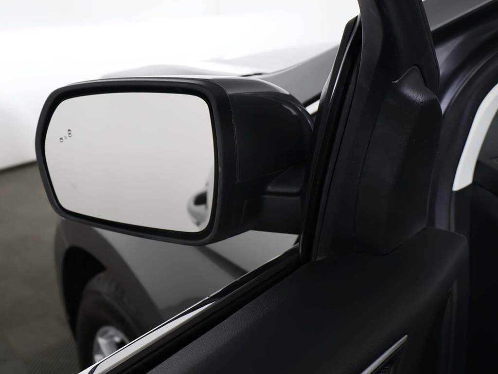 Used 2024 Ford Edge SEL w/ Convenience Package image 30