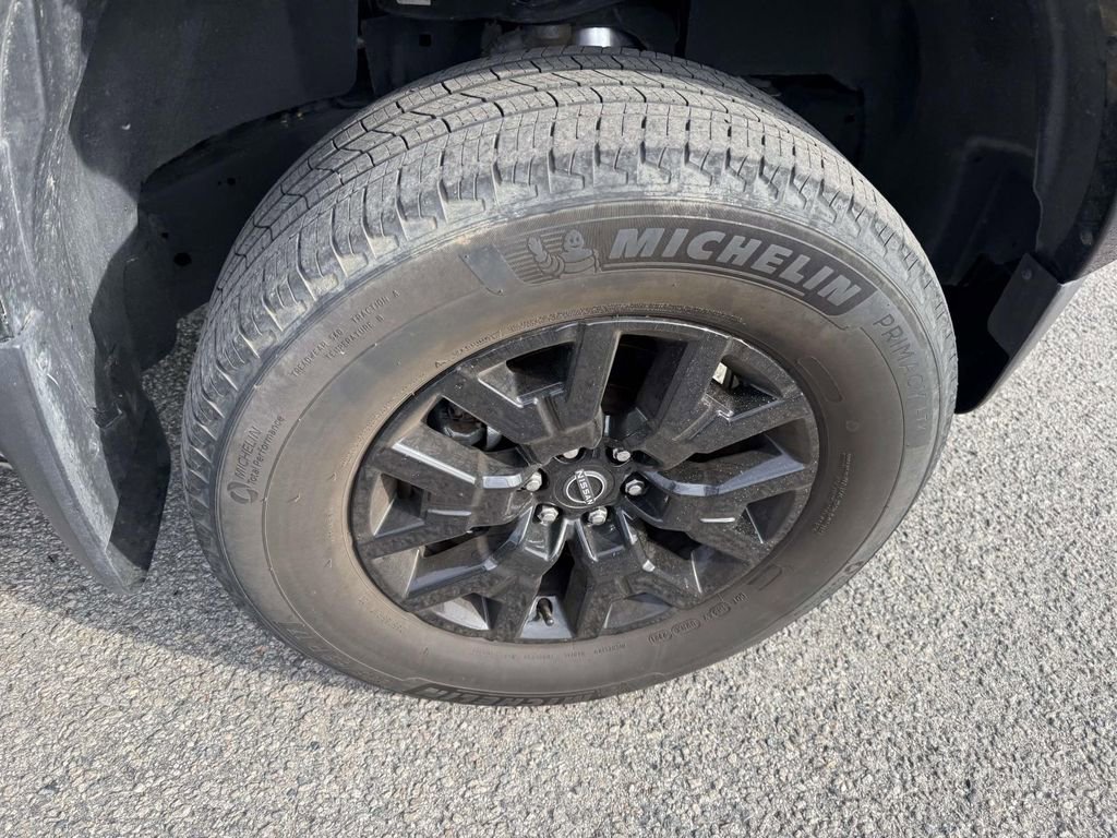 Used 2022 Nissan Frontier SV image 10