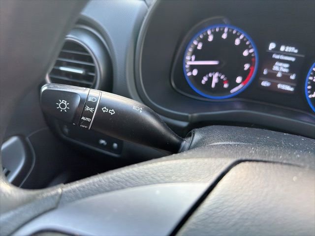 Used 2021 Hyundai Kona SE image 31