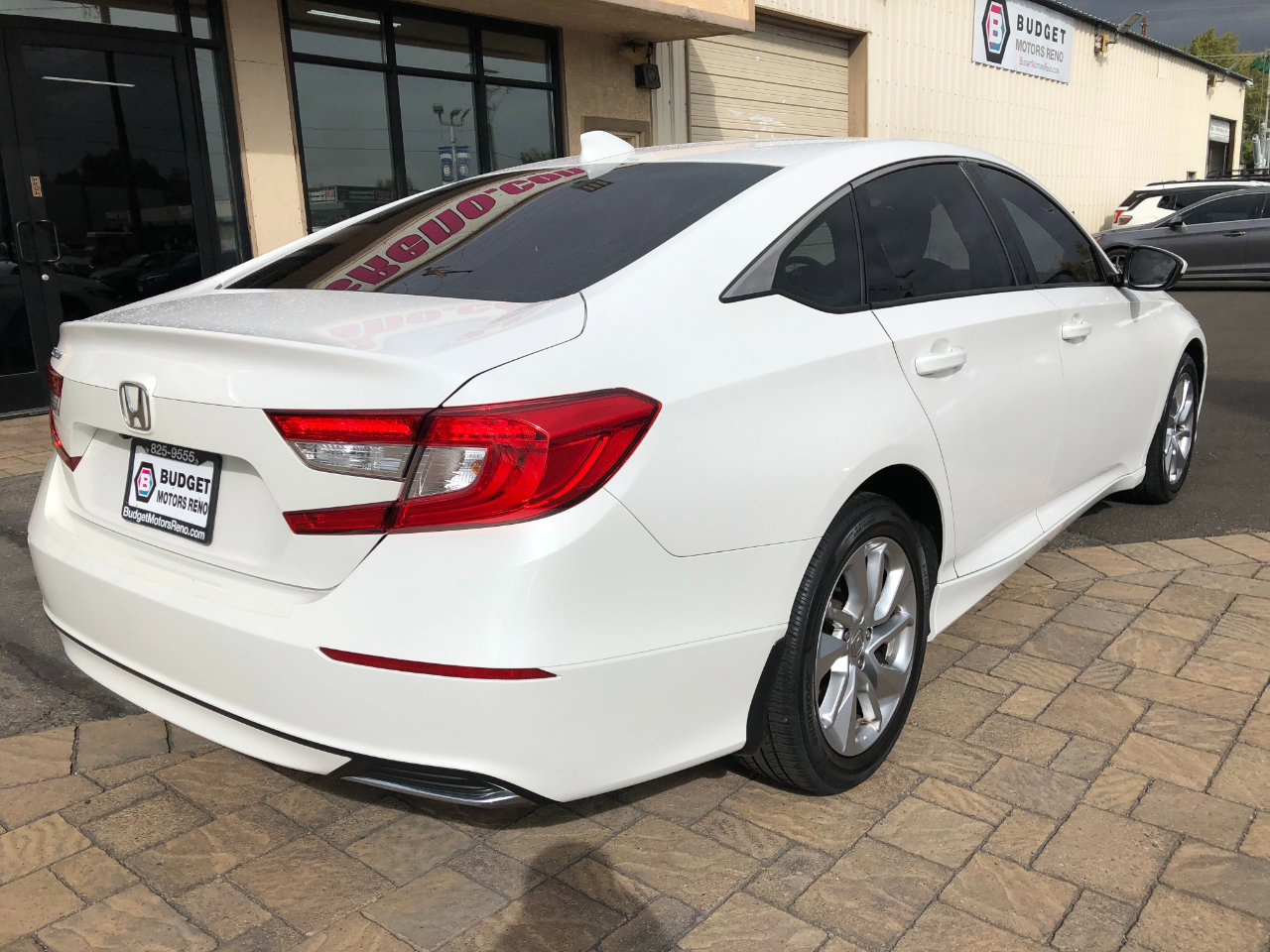 Used 2019 Honda Accord LX image 2